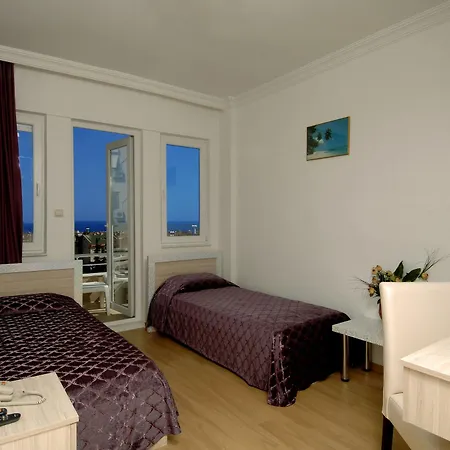 Lara Diamond Hotel 3*