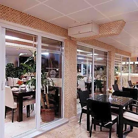 Hotel Lara Diamond