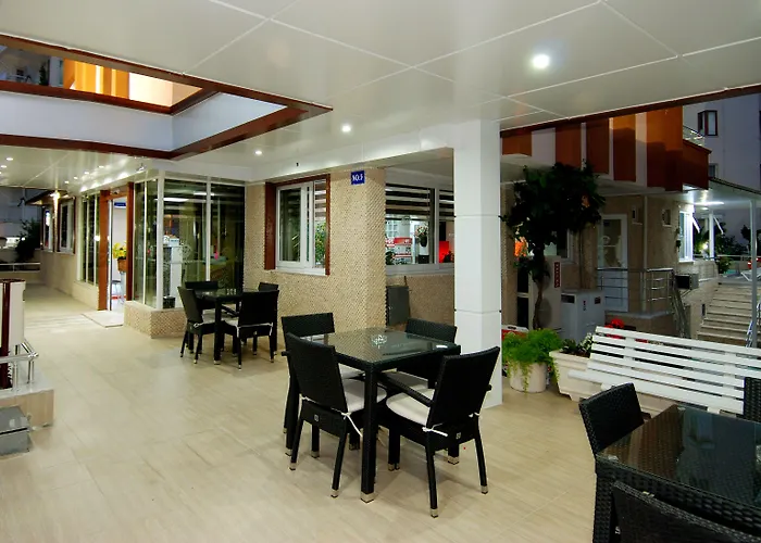 Hotell Lara Diamond Antalya