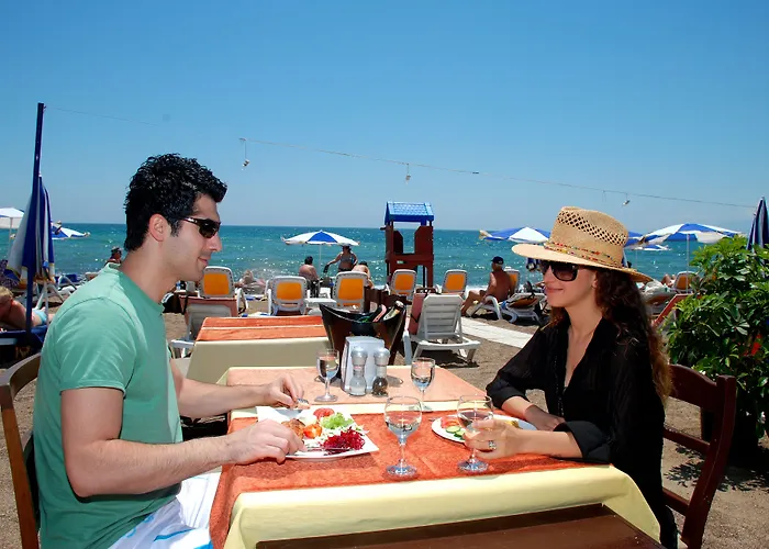 Hotel Lara Diamond 3*