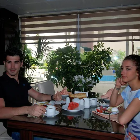 Hotel Lara Diamond Antália