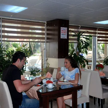 Hotel Lara Diamond Antália