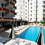 Hotel Lara Diamond 3*
